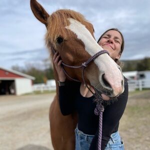 Meet your Posher, Emily